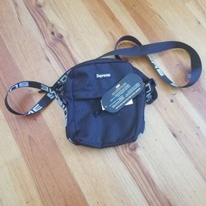 Supreme SS18 Shoulder Bag